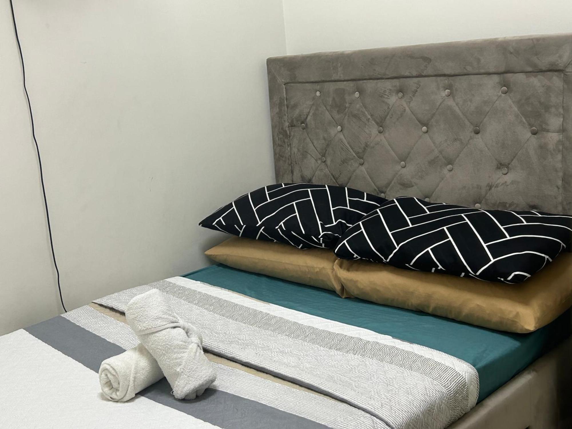 2Br Coast Residences Manila Kültér fotó