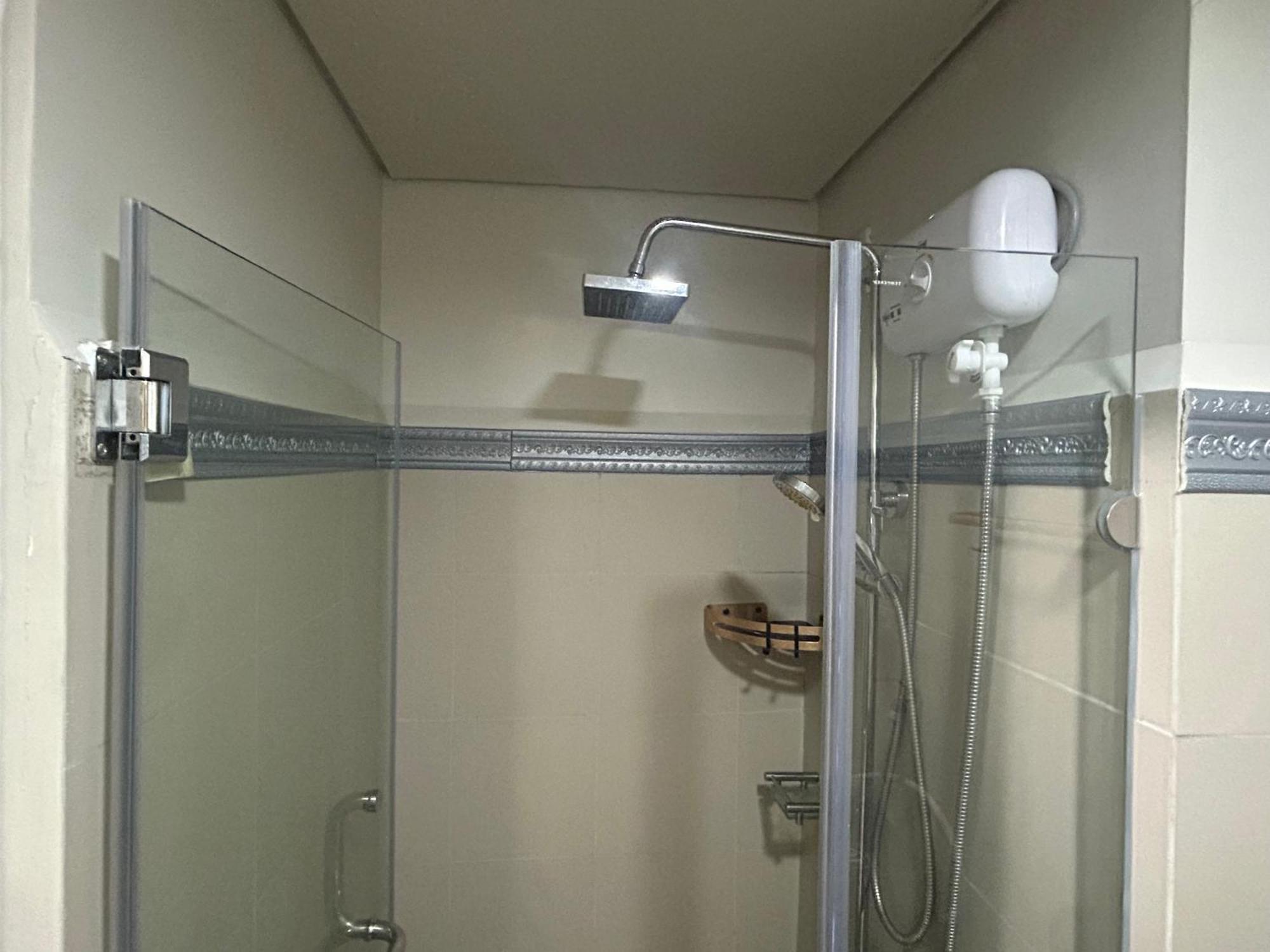 2Br Coast Residences Manila Kültér fotó